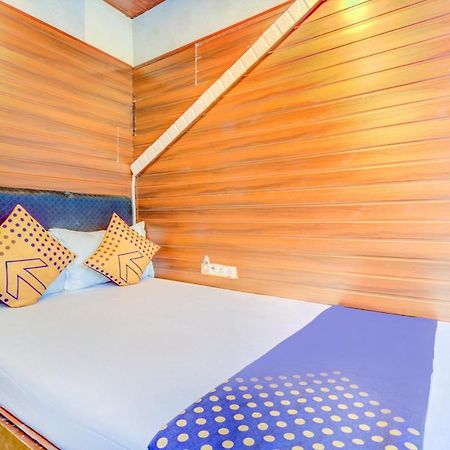 OYO 70661 Hotel Al Makkah Managed By Hotel Paris Mumbai Bagian luar foto